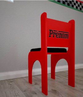 chaise rouge tapissee enfant maroc